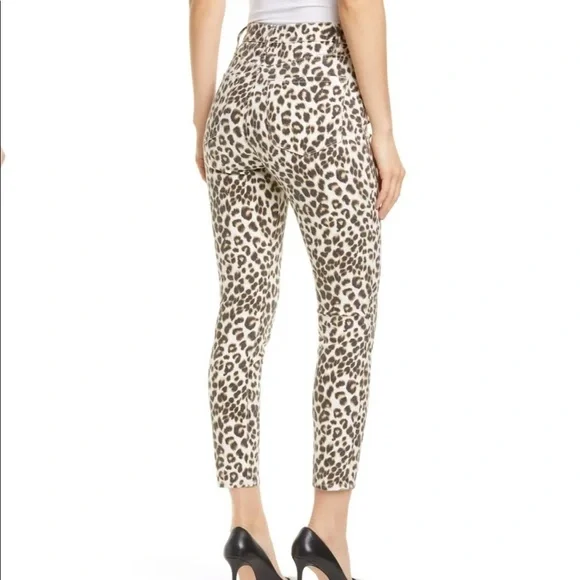 𝅺Frame Ali high rise cigarette leopard print jeans